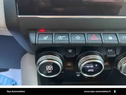 Photo 27 Renault Captur  Blue dCi 115 EDC