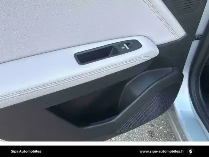 Photo 40 Renault Captur  Blue dCi 115 EDC