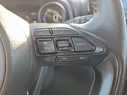 Photo 65 Toyota Yaris  Cross Hybride 116h 2WD