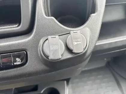 Photo 68 Peugeot Boxer  FGN TOLE 3.3 T L2H2 140 S&S BVM6