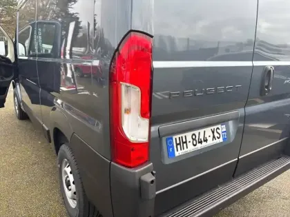 Photo 16 Peugeot Boxer  FGN TOLE 3.3 T L2H2 140 S&S BVM6