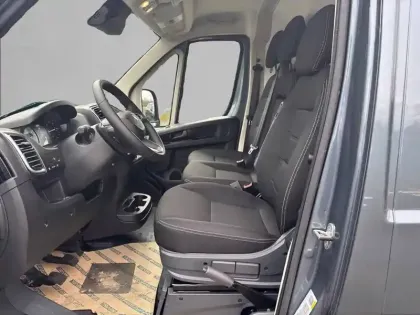 Photo 33 Peugeot Boxer  FGN TOLE 3.3 T L2H2 140 S&S BVM6