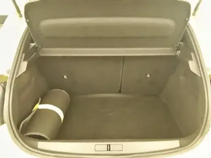 Photo 26 Peugeot 208  Hybrid 136 e-DCS6