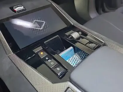 Photo 16 DS DS 4 Gén. II Ph1 Performance Line + 5