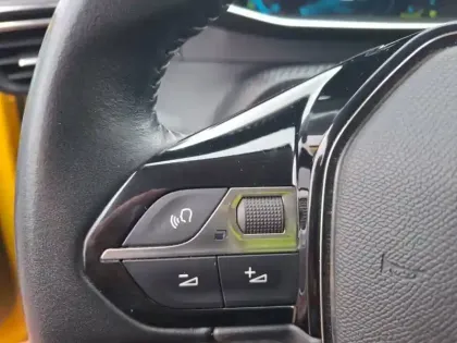 Photo 26 Peugeot 208  Electrique 50 kWh 136ch