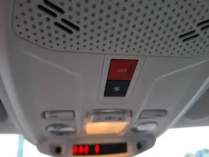 Photo 24 Peugeot 208  Electrique 50 kWh 136ch