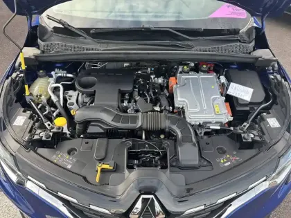 Photo 17 Renault Captur  E-Tech 145 - 21