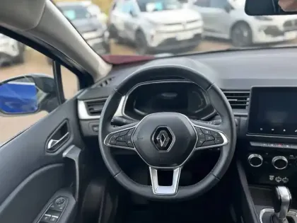 Photo 19 Renault Captur  E-Tech 145 - 21