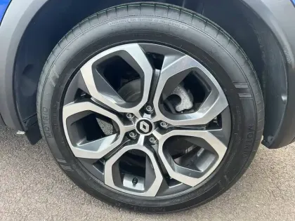 Photo 11 Renault Captur  E-Tech 145 - 21