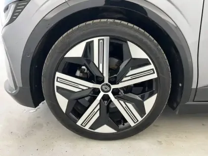 Photo 27 Renault Megane Gén. V (BCB) Ph1 Iconic 5