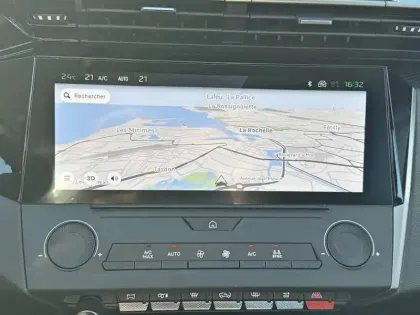 Photo 19 Peugeot 308  Hybrid 145 e-DCS6