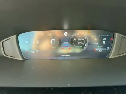 Photo 9 Peugeot 308  Hybrid 145 e-DCS6