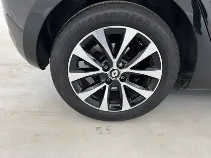 Photo 21 Renault Clio Gén. V (BJA) Ph1 Intens 5