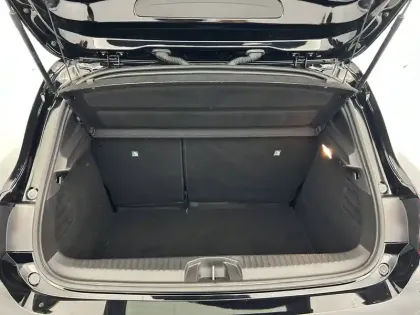 Photo 17 Renault Clio Gén. V (BJA) Ph1 Intens 5