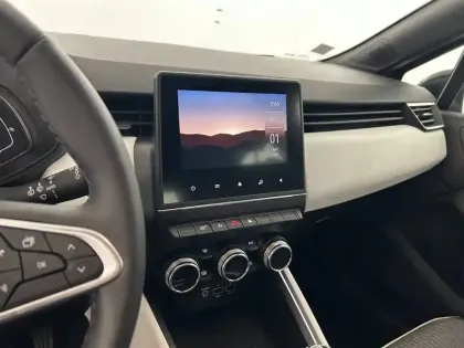 Photo 11 Renault Clio Gén. V (BJA) Ph1 Intens 5