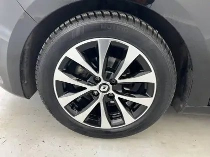 Photo 18 Renault Clio Gén. V (BJA) Ph1 Intens 5