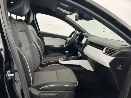 Photo 13 Renault Clio Gén. V (BJA) Ph1 Intens 5