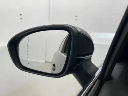 Photo 30 Renault Clio Gén. V (BJA) Ph1 Intens 5