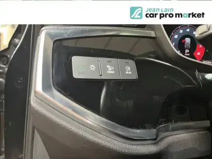 Photo 18 Audi Q3  45 TFSI 230 ch S tronic 7 Quattro