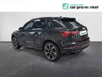 Photo 10 Audi Q3  45 TFSI 230 ch S tronic 7 Quattro