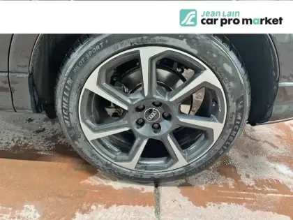 Photo 11 Audi Q3  45 TFSI 230 ch S tronic 7 Quattro