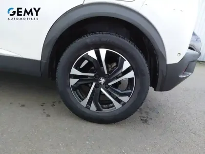 Photo 10 Peugeot 2008  PureTech 130 S&S EAT8