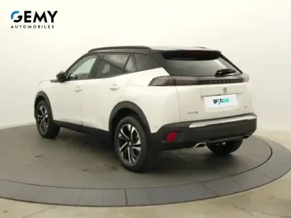 Photo 38 Peugeot 2008  PureTech 130 S&S EAT8