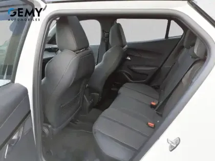 Photo 9 Peugeot 2008  PureTech 130 S&S EAT8