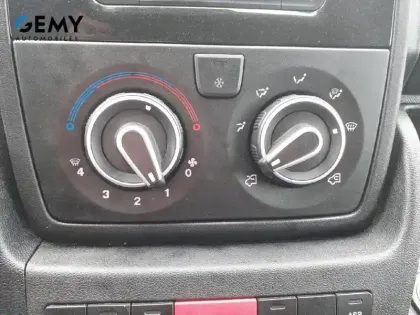 Photo 38 Peugeot Boxer  TOLE 333 L3H2 BLUEHDI 165 S&S