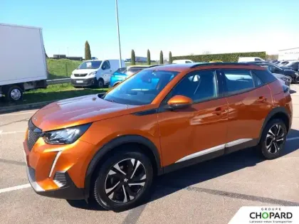 Photo 24 Peugeot 2008  PureTech 100 S&S BVM6