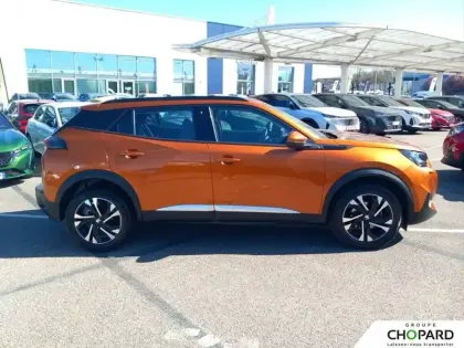 Photo 62 Peugeot 2008  PureTech 100 S&S BVM6