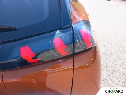 Photo 22 Peugeot 2008  PureTech 100 S&S BVM6