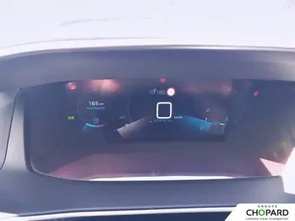 Photo 16 Peugeot 2008  PureTech 100 S&S BVM6