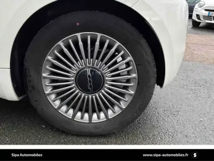 Photo 14 Fiat 500  e 95 ch