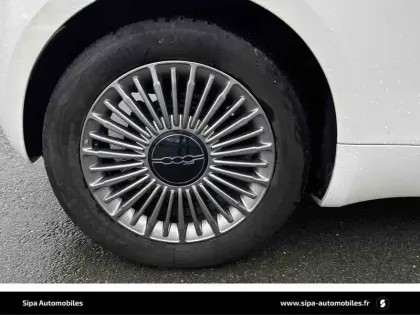 Photo 15 Fiat 500  e 95 ch