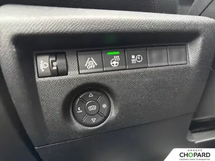 Photo 19 Citroën C4 e- 136 ch Automatique