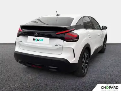 Photo 7 Citroën C4 e- 136 ch Automatique