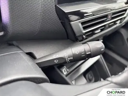 Photo 17 Citroën C4 e- 136 ch Automatique