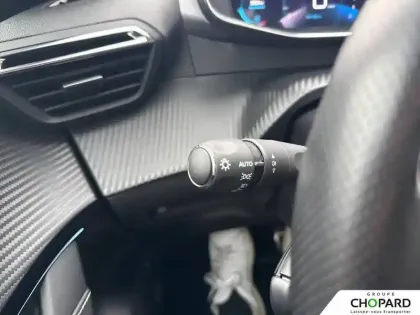 Photo 18 Peugeot 208  PureTech 100 S&S BVM6