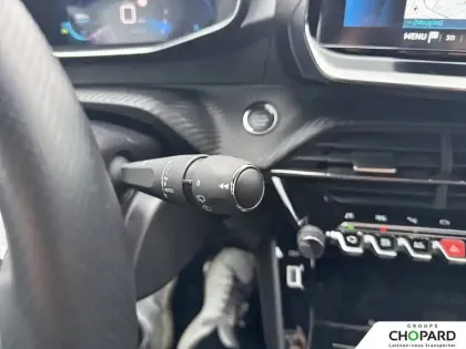 Photo 17 Peugeot 208  PureTech 100 S&S BVM6