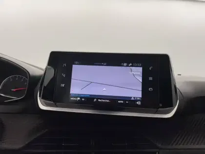 Photo 15 Peugeot 208  BLUEHDI 100 S&S BVM6