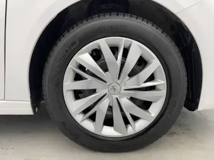 Photo 20 Peugeot 208  BLUEHDI 100 S&S BVM6