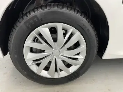 Photo 43 Peugeot 208  BLUEHDI 100 S&S BVM6