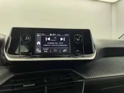 Photo 44 Peugeot 208  BLUEHDI 100 S&S BVM6