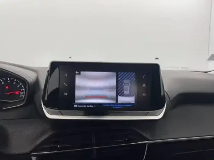 Photo 34 Peugeot 2008  BlueHDi 130 S&S EAT8