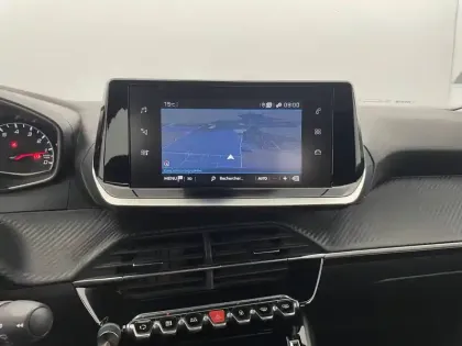 Photo 29 Peugeot 2008  BlueHDi 130 S&S EAT8