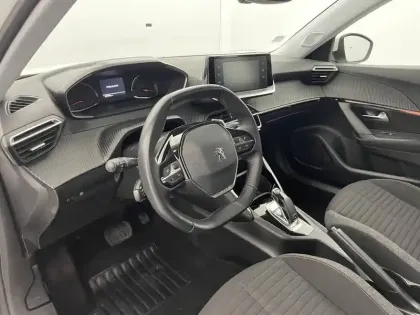 Photo 35 Peugeot 2008  BlueHDi 130 S&S EAT8