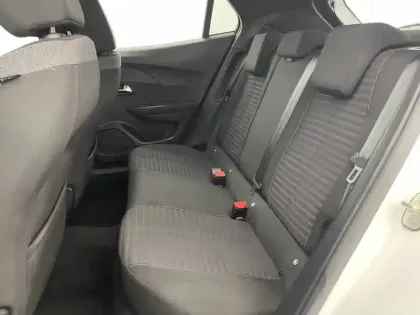 Photo 24 Peugeot 2008  BlueHDi 130 S&S EAT8