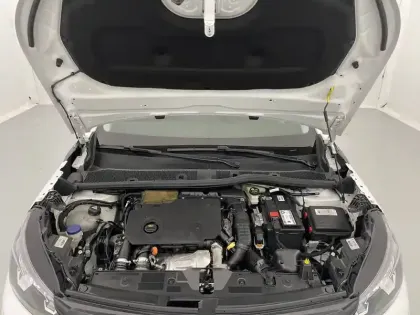 Photo 30 Peugeot 2008  BlueHDi 130 S&S EAT8