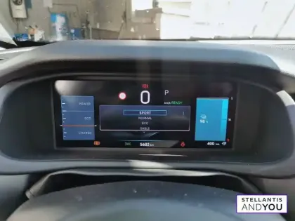 Photo 25 Jeep Avenger  115 kW 4x2